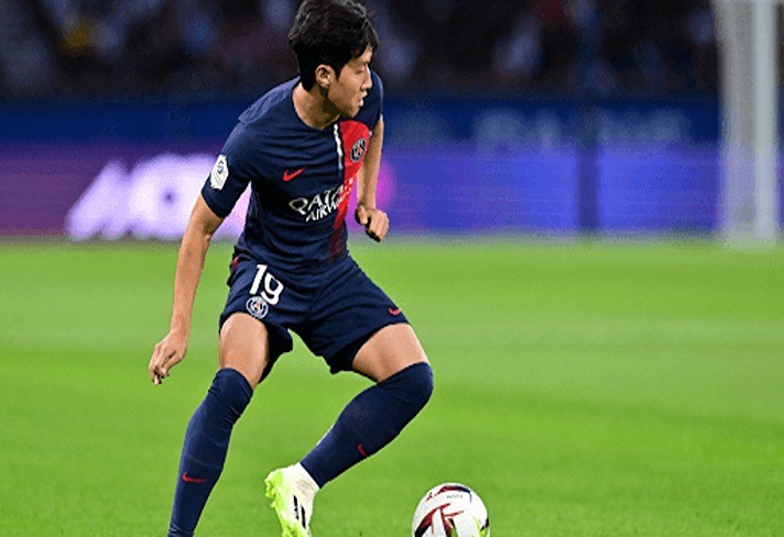 Số áo Lee Kang-in tại PSG là số áo 19